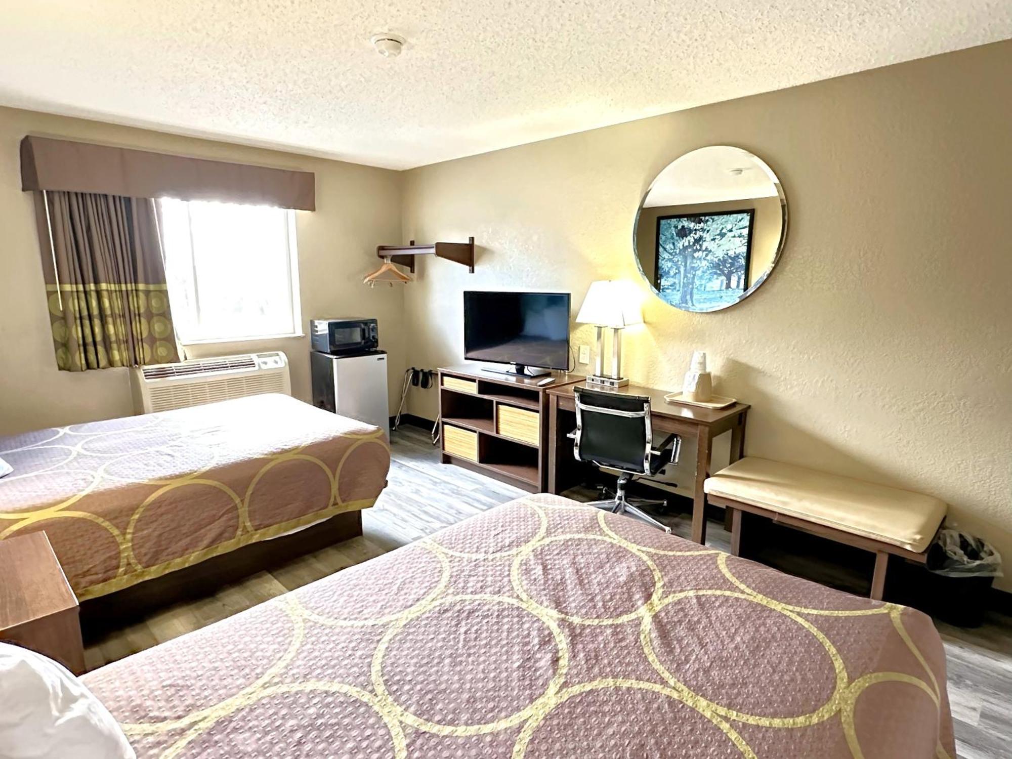 Super 8 By Wyndham Latham - Albany Airport Hotel Ngoại thất bức ảnh