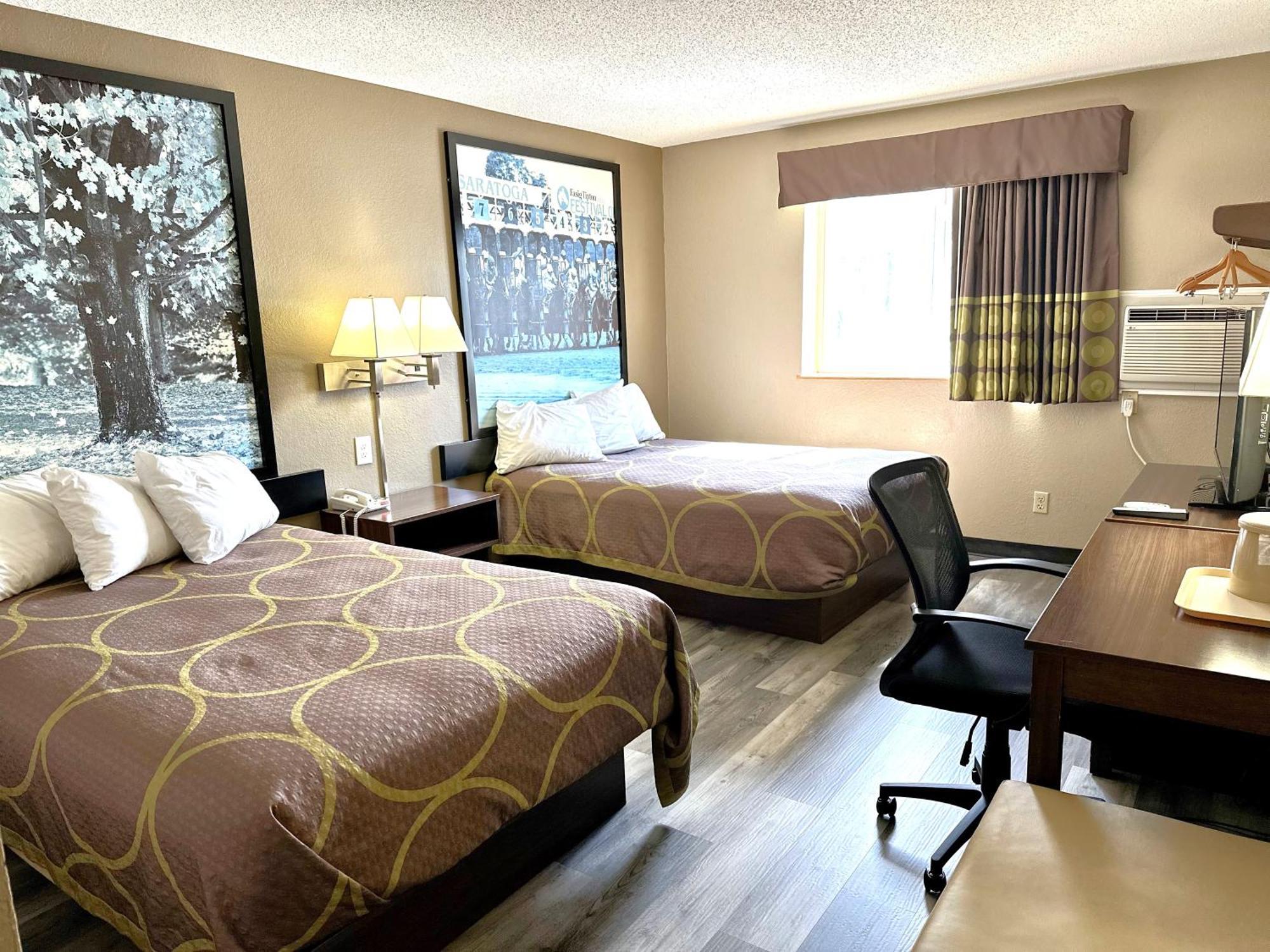 Super 8 By Wyndham Latham - Albany Airport Hotel Ngoại thất bức ảnh